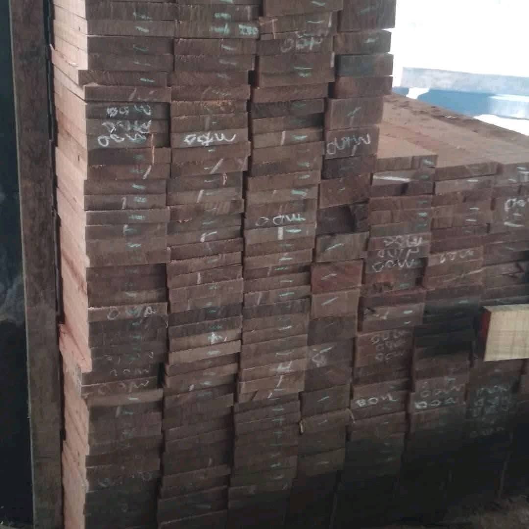 Dark Red Meranti timber