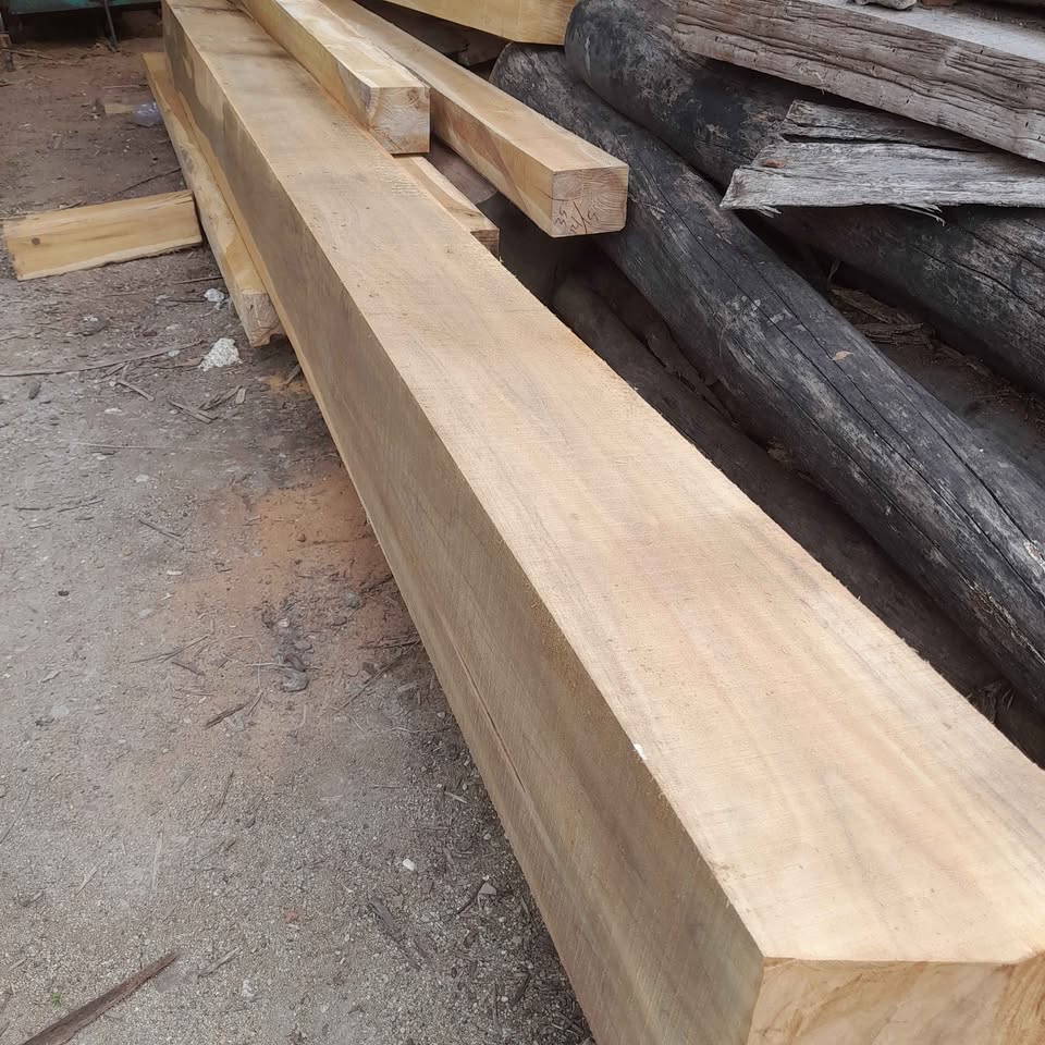 Teak timber block