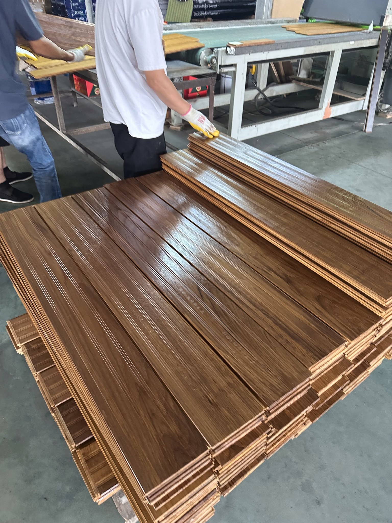 Teak Floor PT TATA SUMBER INTI